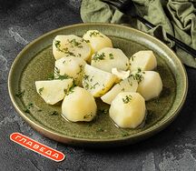 Картофель отварной с зеленью