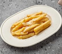 Картофель фри с пармезаном и трюфельным маслом