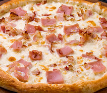 Pizza carbonara