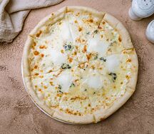 Pizza quatre fromages