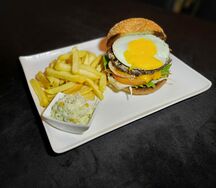 Egg burger et frites