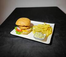 Classic chicken cheese burger et frites