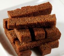 Чесночные гренки с соусом тартар