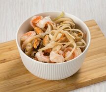 Wok c морепродуктами