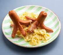 Сосиски с макаронами