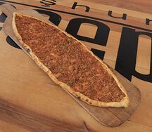 Kıymalı pide