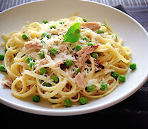 Spaghettis aux petit pois et au poulet
