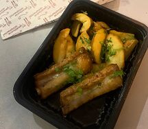 Свиные рёбра с картофельными дольками