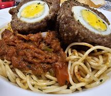 Spaghettis aux boulettes piquantes surprises