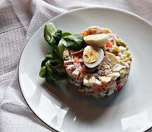 Оливье с ветчиной