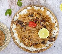 Légumes poulet de chair plus du riz