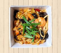 Удон с морепродуктами