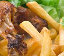 Frite de pomme de terre à la salade au poulet