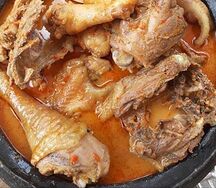 Un poulet kédjénou