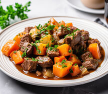Ragout igname avec viande boeuf