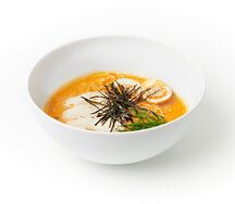 Сырный рамён с куриной подушкой