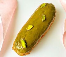 Эклер Фисташка