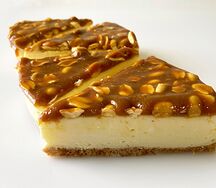 Чизкейк Snickers