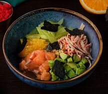 Поке лосось и спайси краб