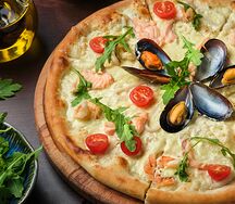 Пицца с морепродуктами