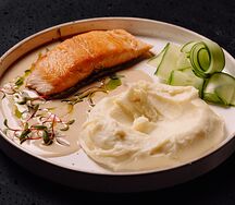 Мурманский лосось с пюре