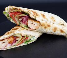 Шаурма с шашлыком из нежной курицы
