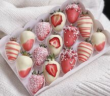 Клубника в шоколаде Розовое золото