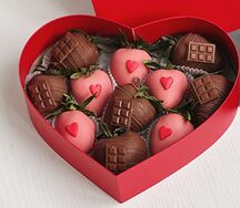 Клубника в шоколаде Сердце красное