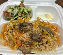 Плов и салат
