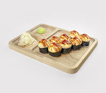 Роллы запеченные с пармезаном и крабовой палочкой