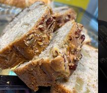 Кекс банановый с грушей и орехами пекан