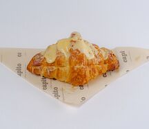 Круассан с сыром