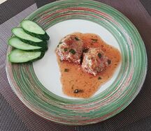 Тефтели мясные с соусом