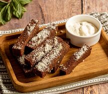 Бородинские гренки с пармезаном