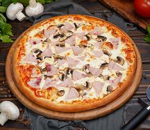 Пицца с ветчиной и грибами