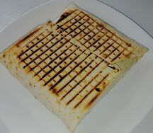 Бурум с нежным филе цыплёнка