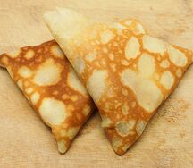 Блинчики с творогом и изюмом