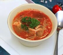 Острый суп с курицей