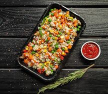 Овощи с рисом и шампиньонами