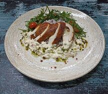 Куриное филе с сыром дорблю