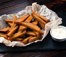 Аппетитные чесночные гренки во фритюре