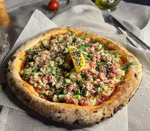 Пицца с Тартаром из тунца