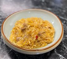 Жареная квашеной капусты с фунчоза