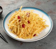 Салат из картофеля 凉拌土豆丝