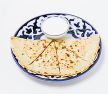 Кутабы с зеленью и сыром