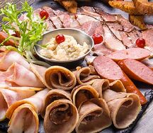 Закуска Сало-да мясо
