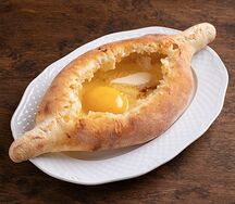 Хачапури по-аджарски