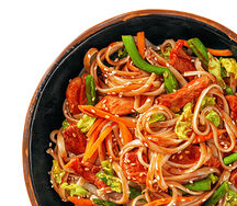 Пекин-ВОК с уткой в перечно-устричном соусе и яичной лапшой