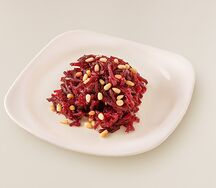 Салат со свеклой и кедровым орехом 