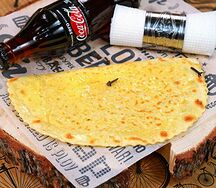 Кутаб с сыром